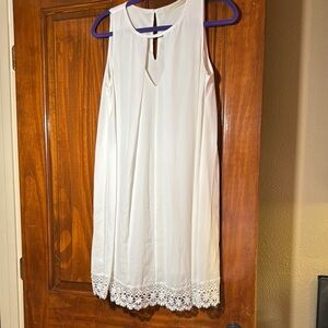Everleigh White Sleeveless Dress with Keyhole Detail